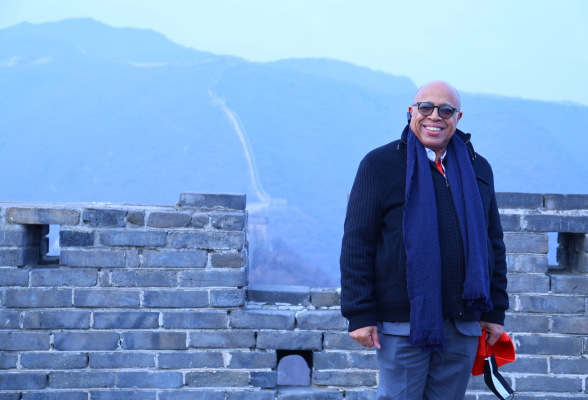 Alfredo Pacheco, President of the Chamber of Deputies of Dominican Republic, visits Mutianyu Great Wall